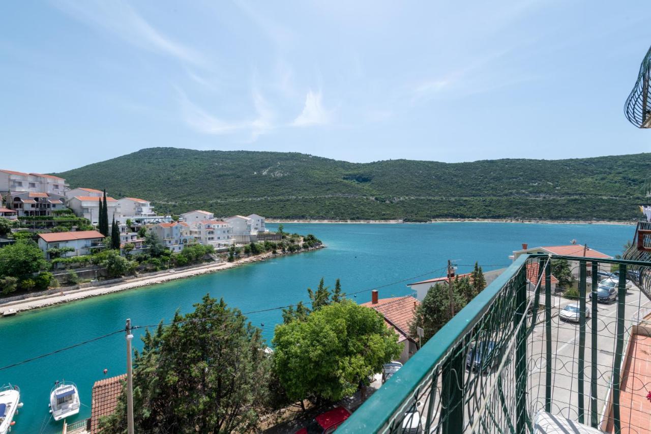 Apartman Vito Neum Eksteriør bilde